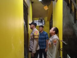 Pastikan Sehat dan Lengkap Perwira Pengawas Bersama Personil Piket Polsek Panongan Cek Ruang Tahanan