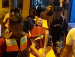 Pembagian Makanan Siap Saji Dan Pengobatan Massal Bagi Terdampak Banjir