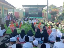 KKN 63 UINSA Surabaya Peringati 1 Muharram Dan Santuni Anak Yatim