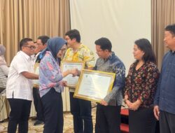 Dirjen Tenaga Kesehatan serahkan SK Penyelenggara Pelatihan Bidang Kepada Cendekia Indonesia Training Center