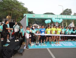 Jaga Kesehatan, Pj Gubernur Banten Al Muktabar Ajak Masyarakat Berolahraga