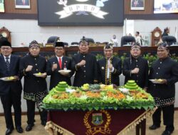 Rapat Paripurna Peringatan HUT ke-24 Provinsi Banten, Pj Gubernur Al Muktabar : Kesejahteraan Rakyat Jadi Kata Kunci