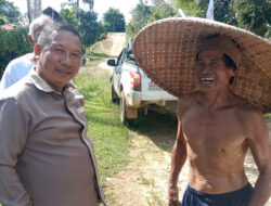 Cabup Heri Jambri, Sapa Warga Petani Kayan Hulu