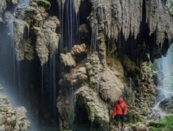 Destinasi Wisata Alam Goa Tetes Di Kabupaten Lumajang Yang Sejuk Dan Segar