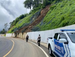 Polres Lumajang Tingkatkan Patroli di Jalur Rawan Longsor Antisipasi Libur Panjang