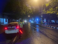 Satlantas Polres Lumajang Gelar Patroli Blue Light, Cegah Balap Liar dan Gangguan Kamtibmas