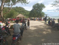 Pantai Cipenyu di Pandeglang Padat Pengunjung, Keselamatan dan Pengelolaan Tiket Dikeluhkan