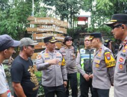 Kapolres Lumajang Tinjau Wisata Tumpak Selo Saat Libur Lebaran, Imbau Pengunjung Jaga Keamanan