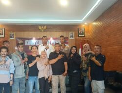 Ngopi Bareng Kasi Humas Polres Pasuruan: Pererat Silaturahmi, Perkuat Sinergi Media dan Kepolisian