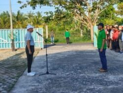 Gelar Jumat Bersih dan Hijau, Pemkab Kapuas Dorong Budaya Hidup Sehat dan Lingkungan Asri.