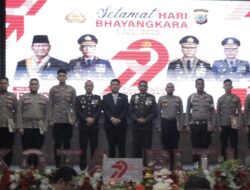 Polres Bitung Berikan Apresiasi Kepada Tim Patroli Barat dan Timur di Hari Bhayangkara Ke-79.