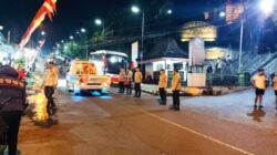 Petugas Gabungan Amankan Puncak Puja Walikrama di Pura Mandara Giri Semeru Lumajang