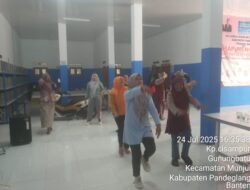 Kader Desa Gunung Batu Gelar Latihan Senam Sambut HUT RI ke-80 