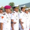 Danyonmarhanlan VIII Bitung Hadiri Sertijab Komandan KRI KAKAP-811 di Dermaga Lantamal VIII