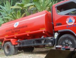 BNPB Salurkan Bantuan Air Bersih ke Warga Kp Citapis Cigeulis