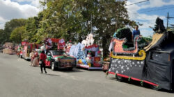 Pertama di Sintang, Lebih dari 50 Kendaraan Hias Denominasi Gereja Meriahkan Karnaval Natal 2025