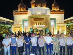 Tinjau Stasiun Tugu DIY, Kapolri Pastikan Puncak Arus Mudik Berjalan Aman